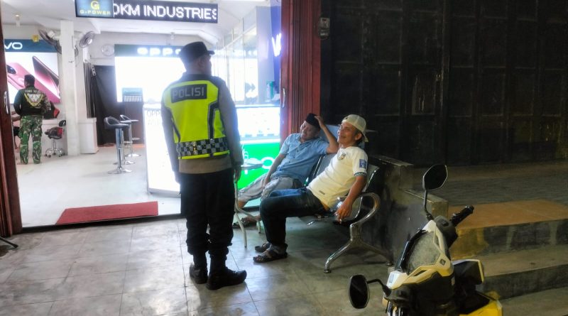 Patroli Malam Polsek Teunom Rutin Digelar, Cegah Gangguan Kamtibmas
