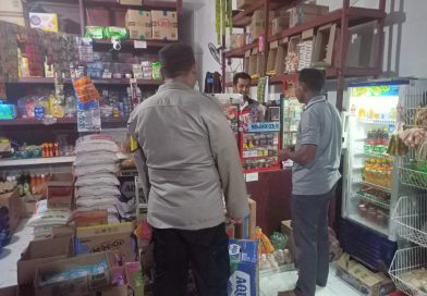 Patroli Malam Polsek Setia Bakti Rutin Digelar, Dua Personel Sasar Titik Rawan Kamtibmas