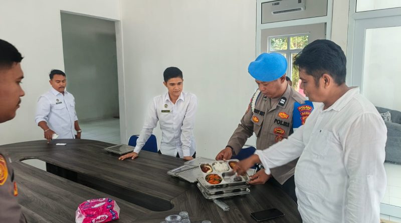 Personel Polsek Krueng Sabee Laksanakan Sambang dan Pengawasan Dapur MBG di Tiga SPPG
