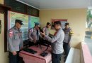 Polsek Jaya Laksanakan Pengecekan Senjata Api Inventaris, Pastikan Kondisi Aman dan Siap Digunakan