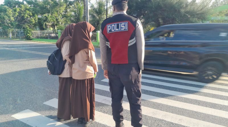 Sat Samapta Polres Aceh Jaya Laksanakan Strong Point untuk Wujudkan Kamseltibcarlantas