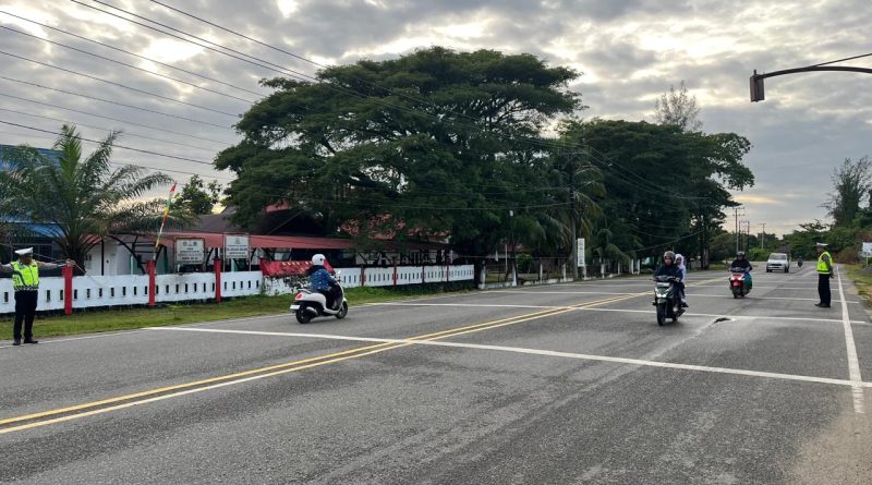 Satlantas Polres Aceh Jaya Laksanakan Strong Point Pagi, Ciptakan Lalu Lintas Aman dan Lancar
